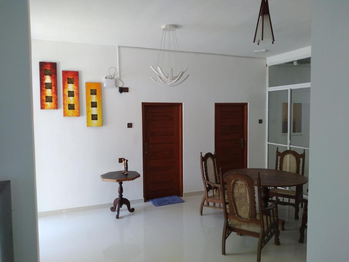Golden Villa Ambalangoda  Esterno foto